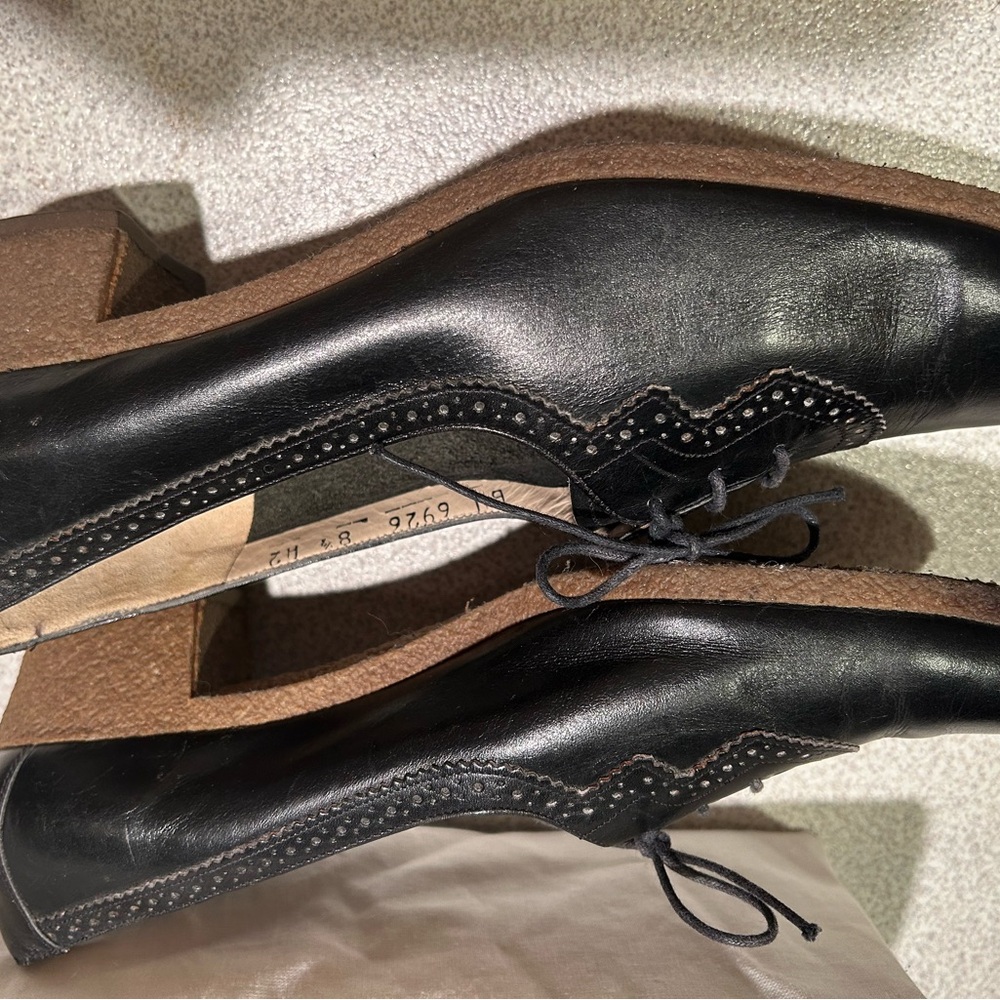 Salvatore Ferragamo Black Leather Lace-Up Shoes - Picture 4 of 4